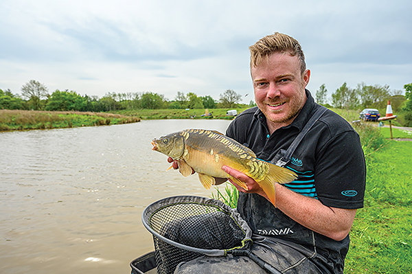 Bomb & Pellet Waggler - Brad Parkes