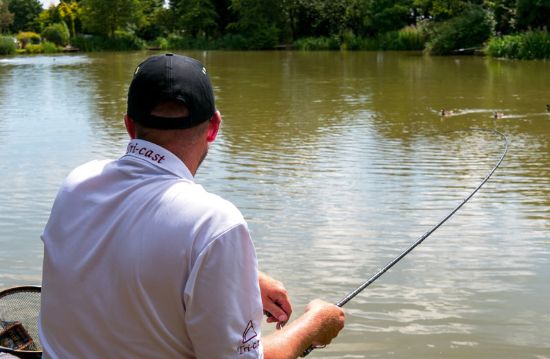 Guru A-CLASS 10ft Pellet Waggler & Reel Combo - Rods and Lines