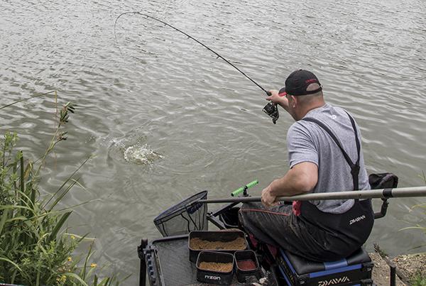 How long do you wait before recasting your rod when fishing with a